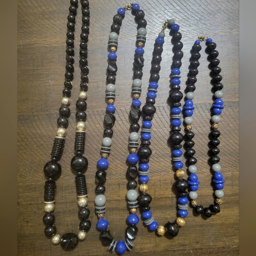 Black and Blue Beaded Necklace Set